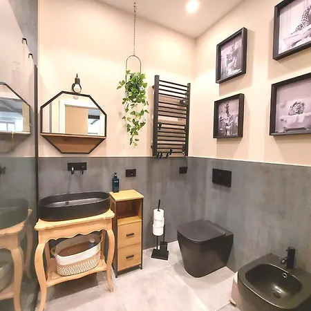 아파트 Exotic With Jacuzzi *